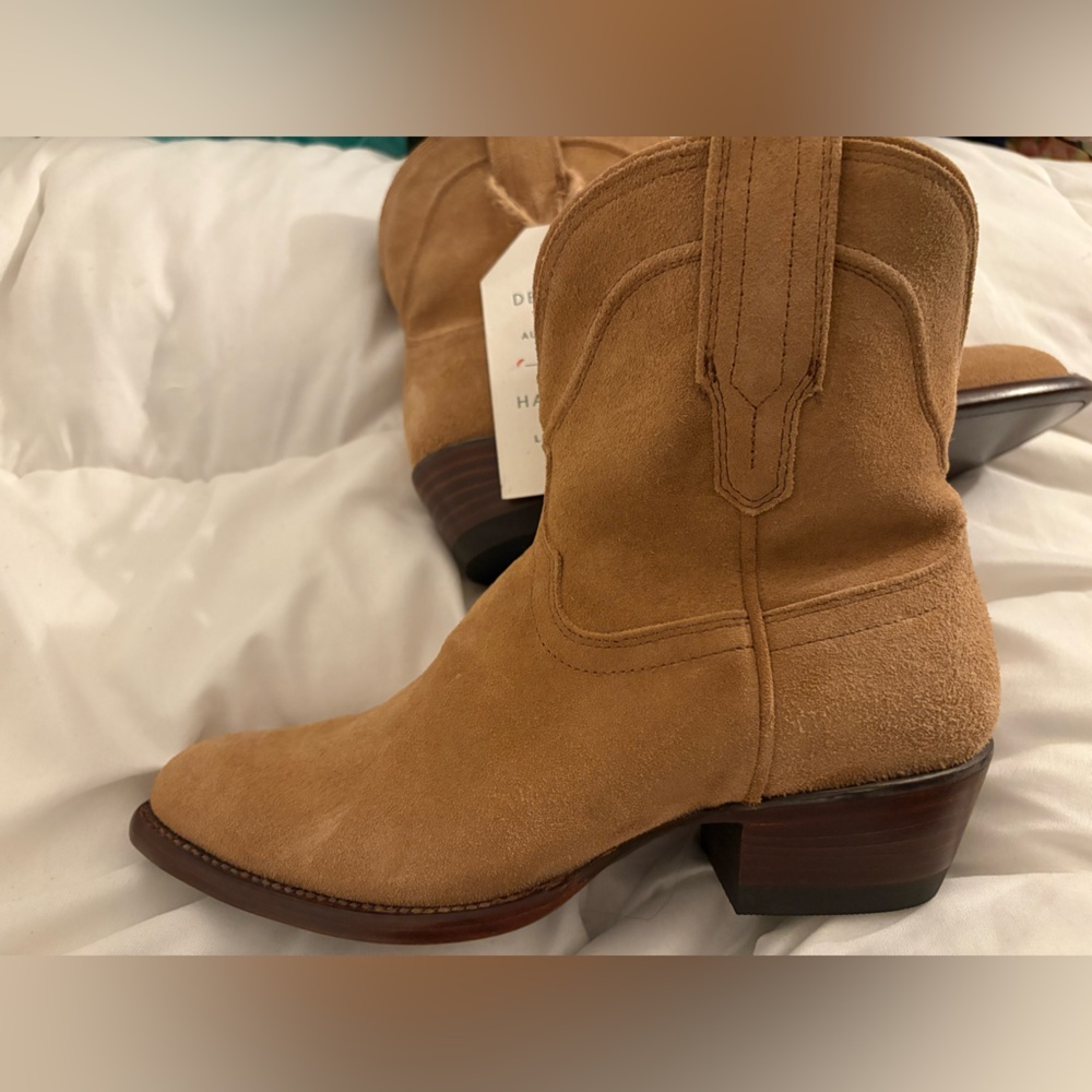 Tecovas Men's Handmade.    Suede Tan Western Boots - Picture 3 of 10